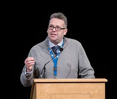 Mikel Luj&aacute;n